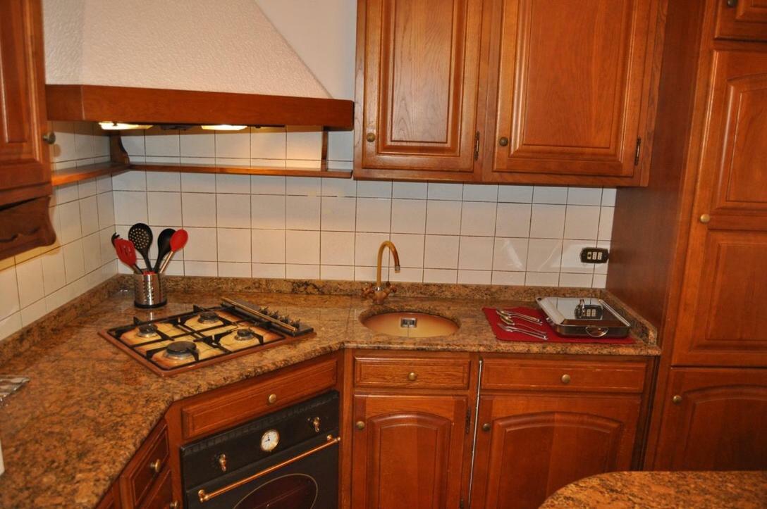 La Casa di Sarita Apartment Pavia Bagian luar foto
